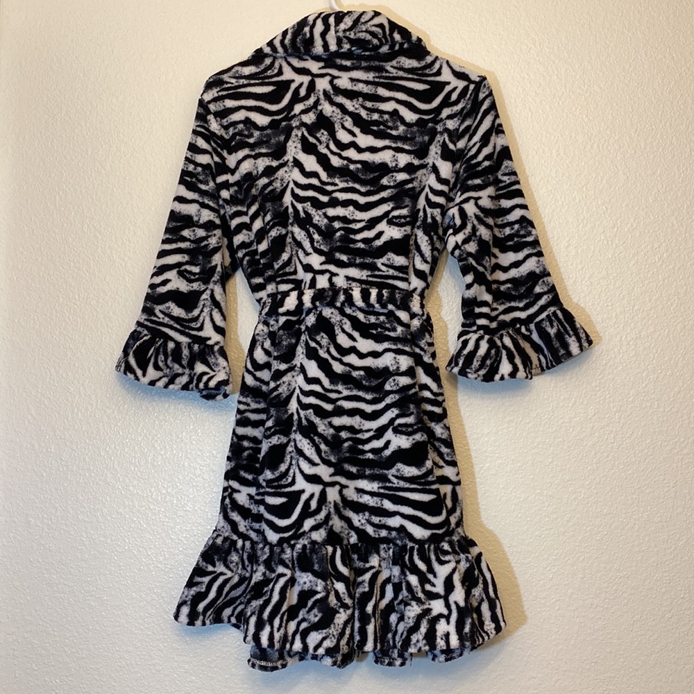 Hotkiss, Hot Kiss, animal print robe, woman’s small - Picture 2 of 5